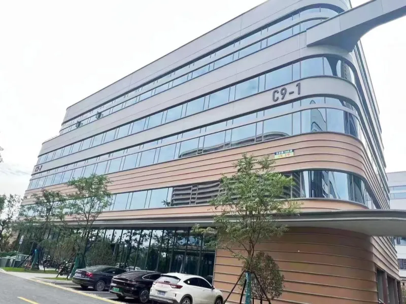 Завод Ningbo Zhichu был основан для производства аппаратов для диспергирования клеток, льдогенераторов и сопутствующего лабораторного оборудования.